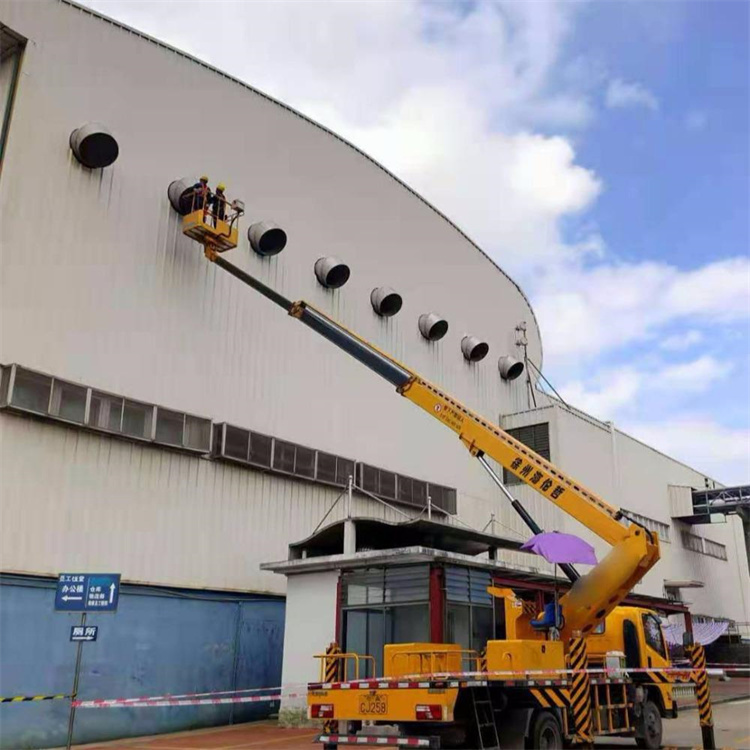 吉安高空作业车出租服务：专业广告牌安装解决方案