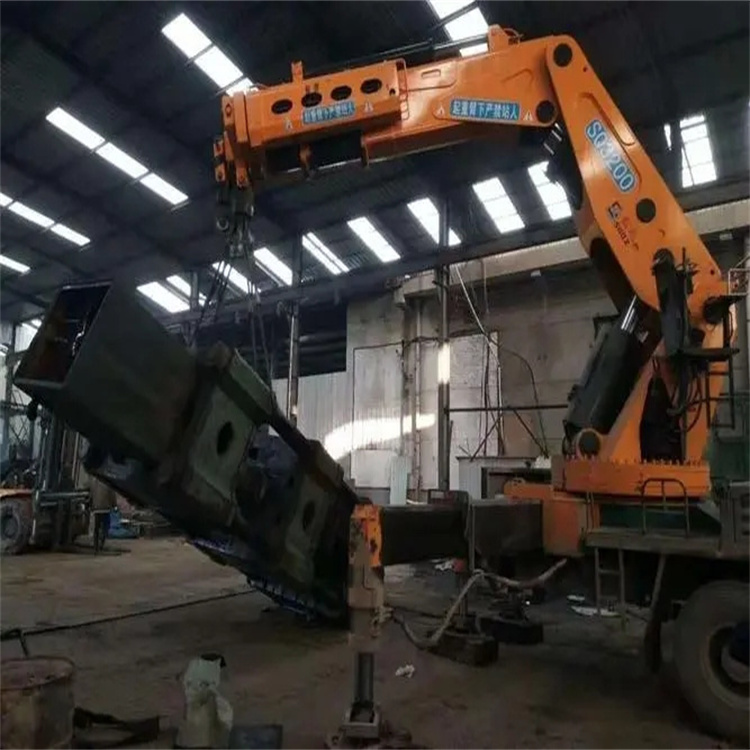 吉安200吨折臂吊出租