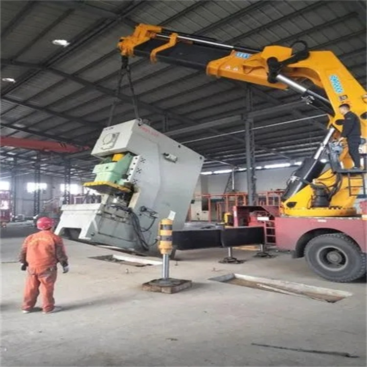 吉安80吨折臂吊车出租附近电话