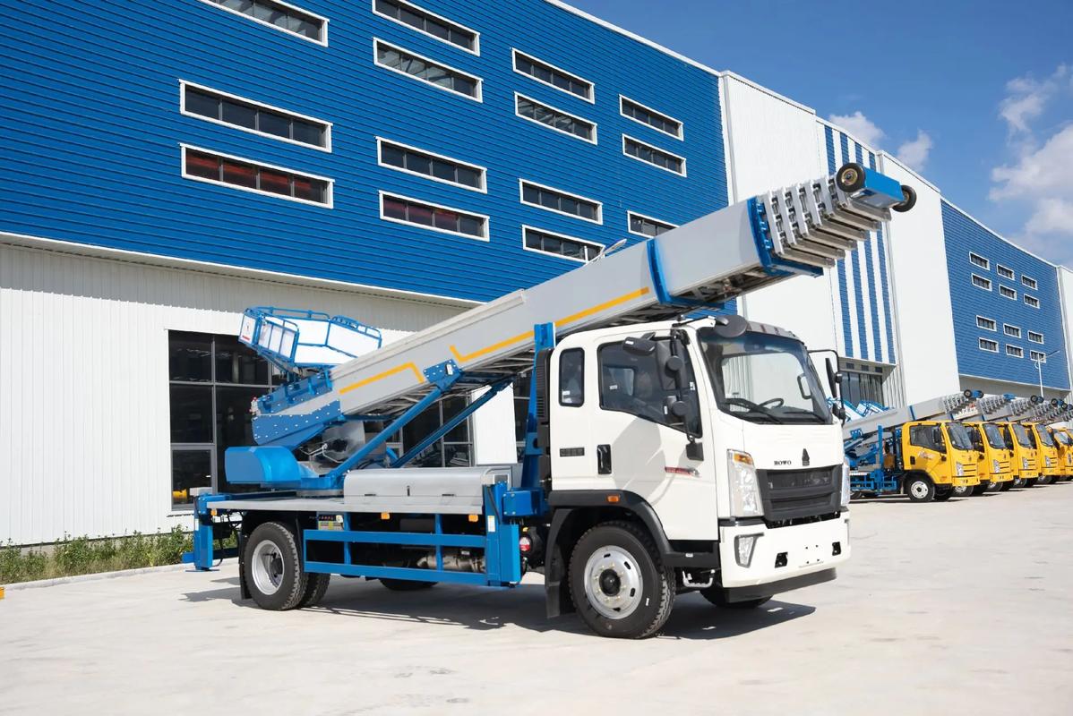 吉安出租云梯车高空作业车 建筑垃圾搬运